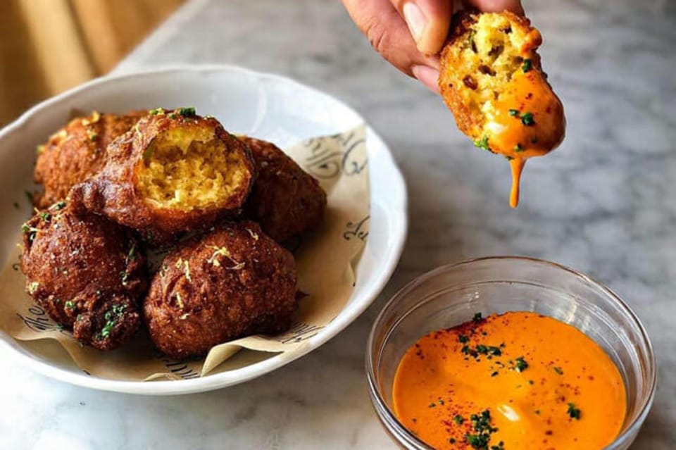 Charleston : Best Street Food Tour With A Local Guide